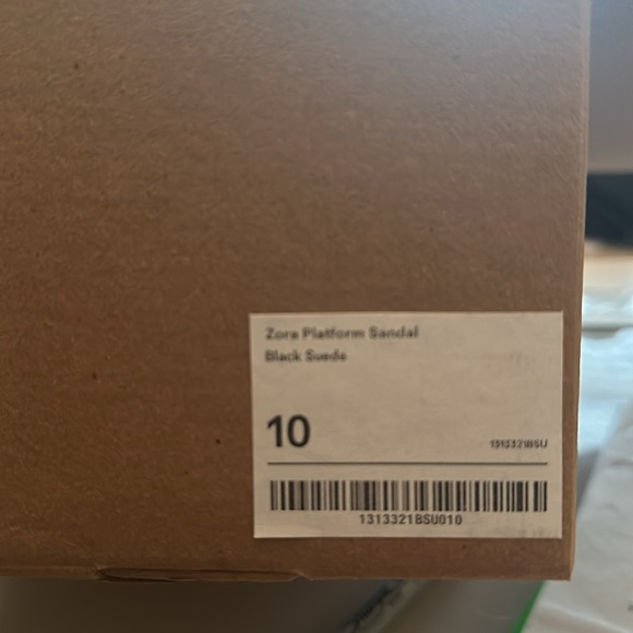 reformation “Zora” Brand New never worn platform sandal - Picture 9 of 10